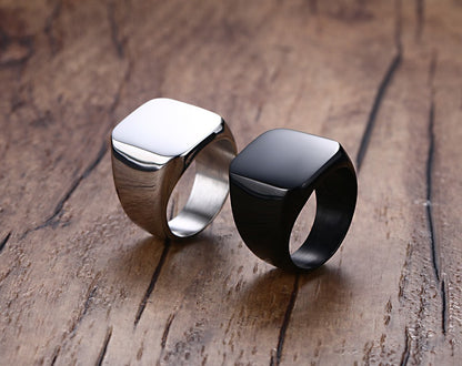 Jinshengfeng Triple-Tone Fashion Ring – Bold Personality Design