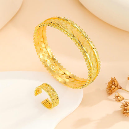 Vintage Gold-Plated Bracelet & Open Ring Jewelry Set – Elegant 2-Piece Festival & Wedding Accessory
